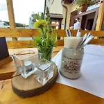 Zum Boehm Hotel Roth (Bavaria)