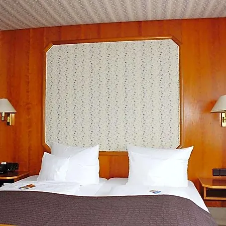 Zum Boehm Hotel Roth (Bavaria)